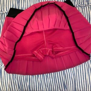 Nike Skirts - Nike womens dri-fit skort Nike Skirts - Nike womens dri-fit skort